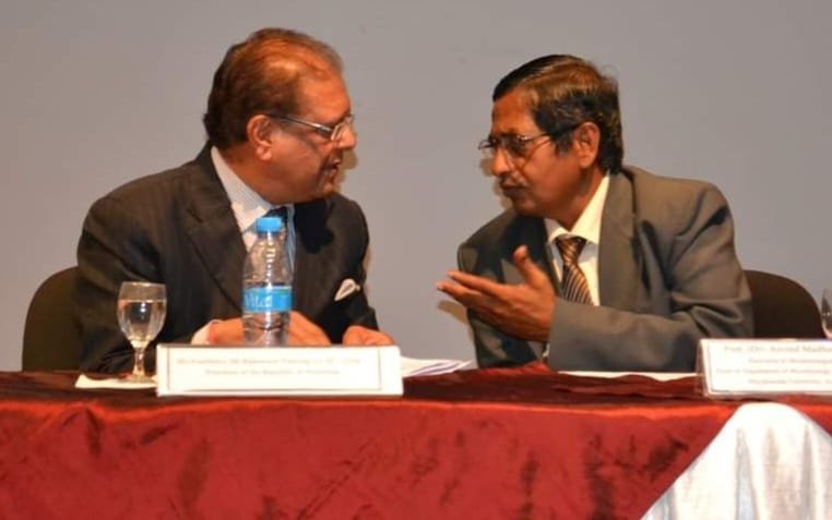 International Conference at Rajiv Gandhi Centre, Mauritius, Honorable his excellence Mr. Puryag,ex president Mauritius and MBSI President Dr. A. M. Deshmukh